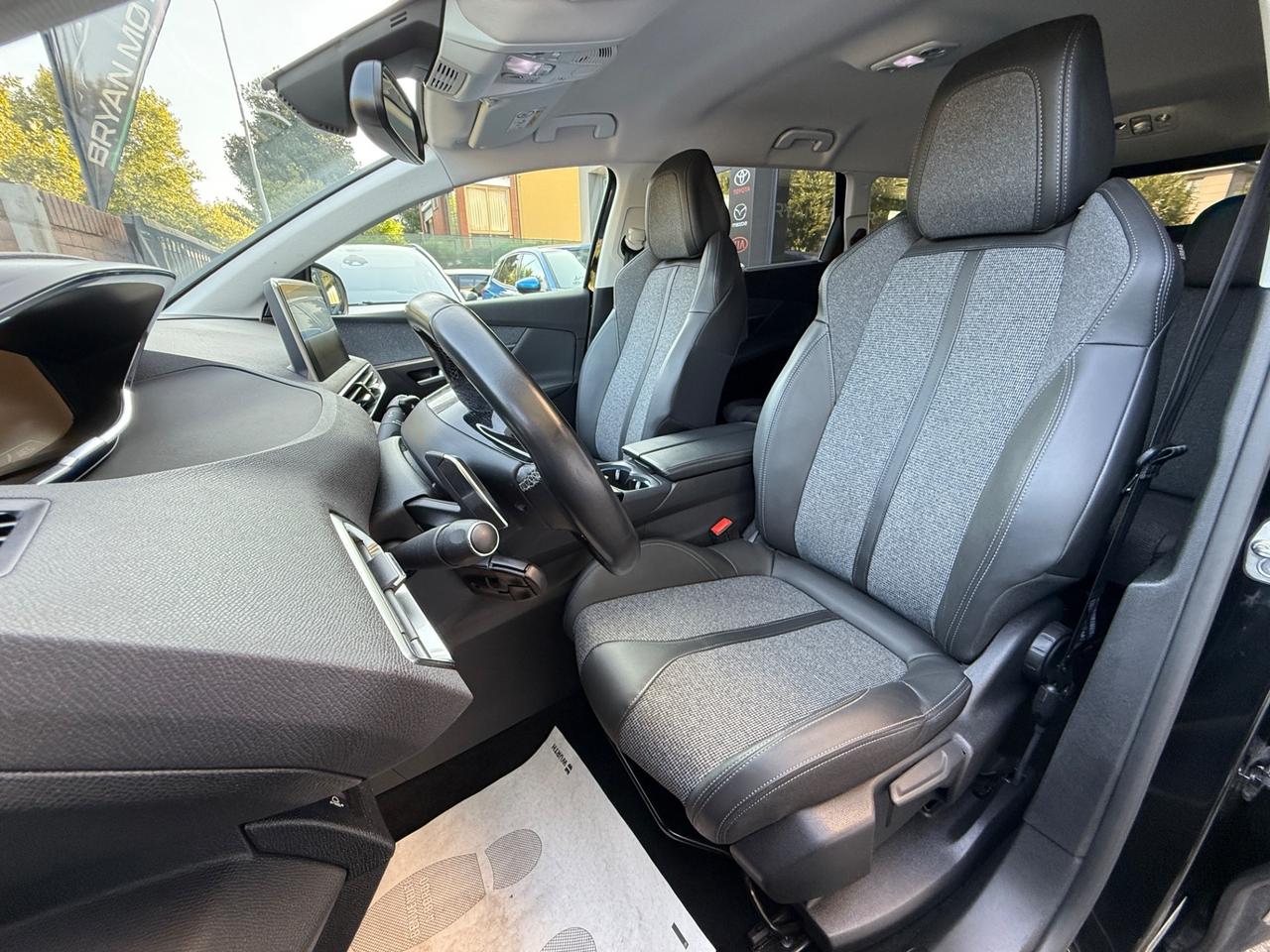 Peugeot 5008 BlueHDi 130 S&S EAT8 Allure