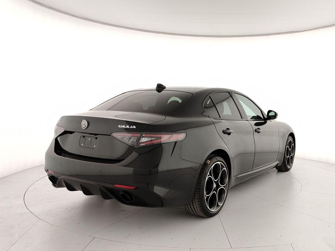 Alfa Romeo Giulia 2.2 Turbodiesel 210 CV AT8 AWD Q4 Veloce