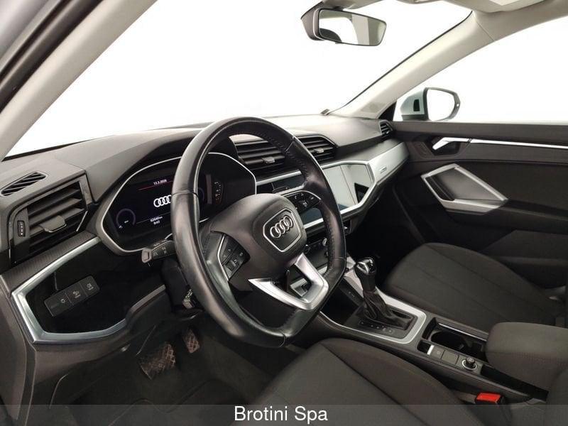 Audi Q3 2.0 35 TDI Business Advanced S Tronic