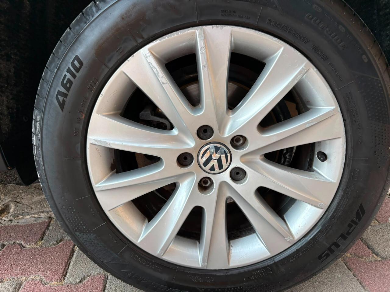Volkswagen Tiguan 2.0 TDI DPF 4MOTION tiptronic Sport & Style