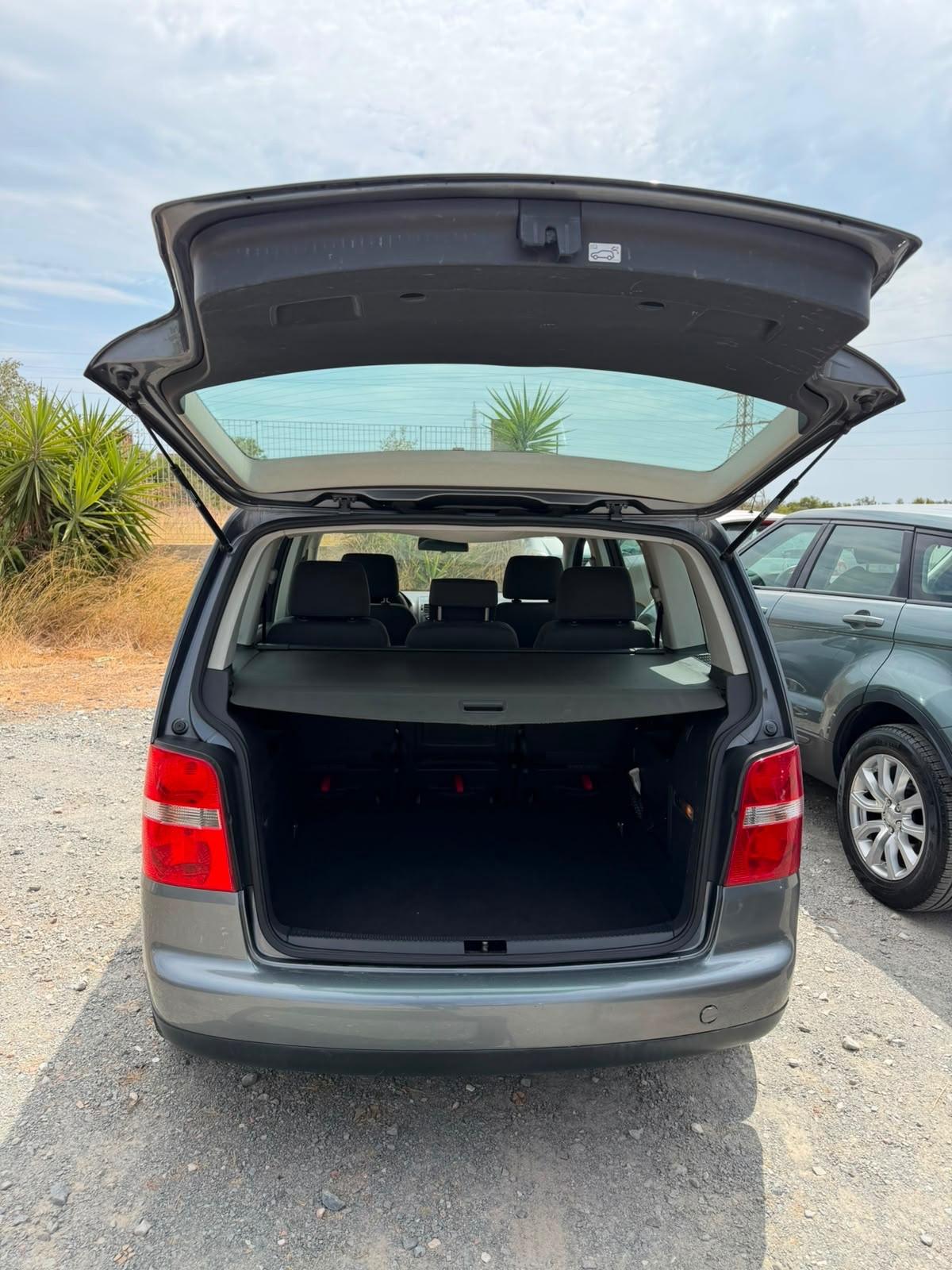 Volkswagen Touran 1.9 Diesel- Clima- Neopatentati