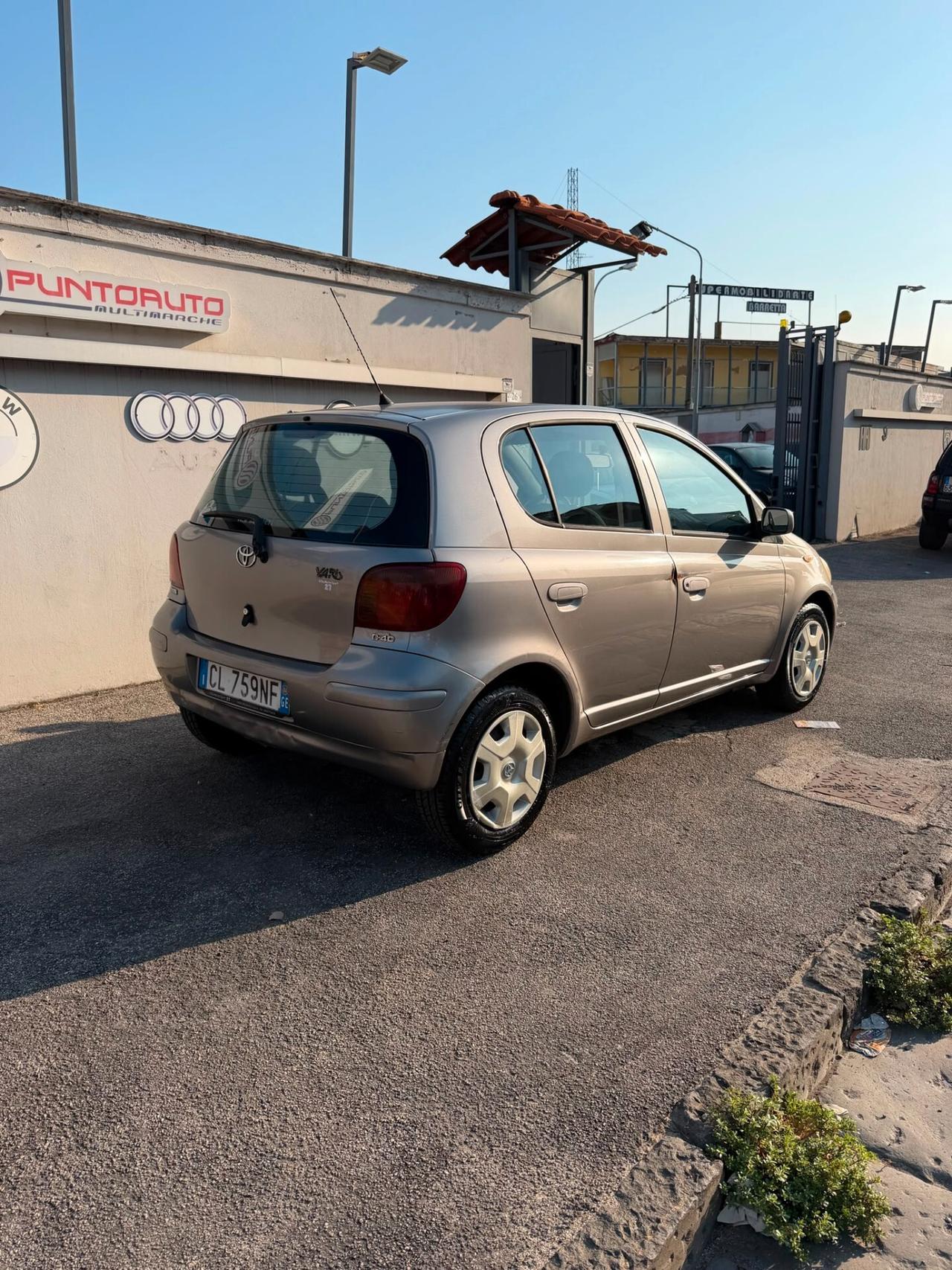 Toyota Yaris 1.4 tdi D-4D cat 5 porte