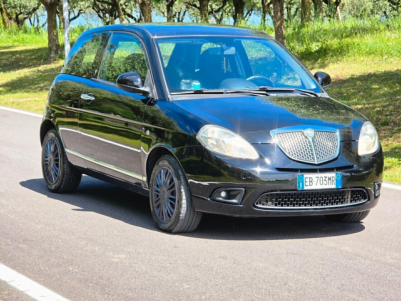 Lancia Ypsilon 1.2BENZ. OK PER NEOPATENTATI UNICO PROPRIETARIO ANNO 2010