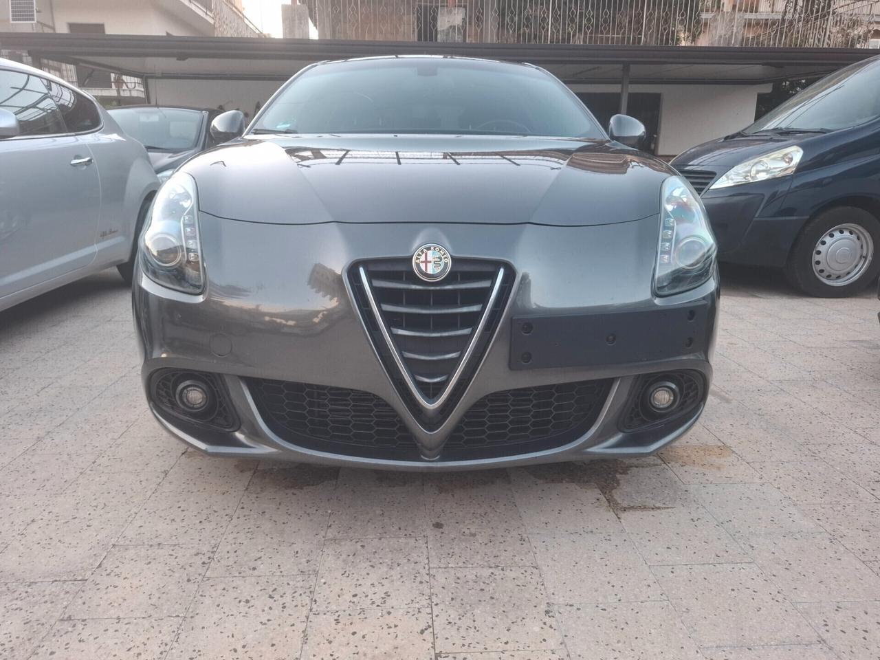 Alfa Romeo Giulietta - 1.6 JTD Esclusive |