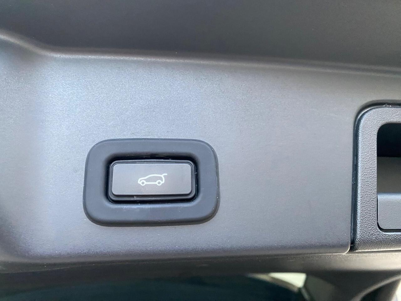 RANGE ROVER EVOQUE 2.0D AWD MHEV SE 163CV ANNO 2021