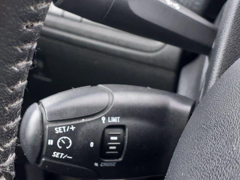 Peugeot 2008 BlueHDi 100 KM CERTIFICATI - GARANZIA -