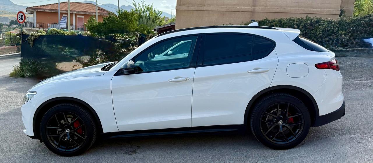 Alfa Romeo Stelvio 2.2 Diesel 210 CV AT8 Q4 B-Tech