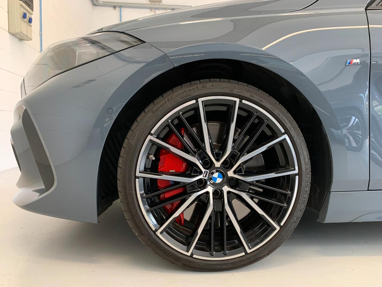 Bmw 118 118d 5p. Msport