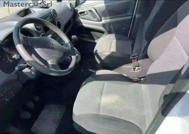 PEUGEOT Partner Tepee 1.6 BLUEHDI 75CV 5 posti N1 E6 - FM352BC