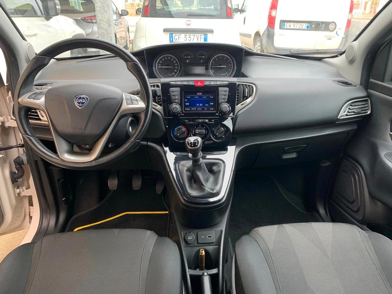 Lancia Ypsilon 1.2 69 CV GPL Ecochic Gold