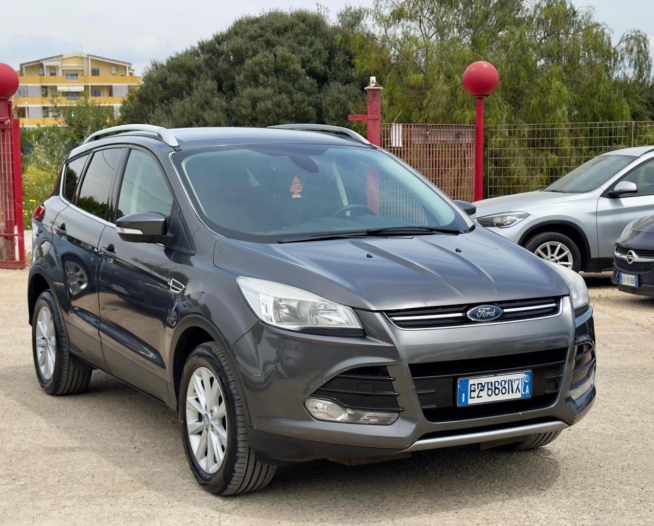 Ford Kuga 2.0 TDCI 120 CV S&S 2WD Titanium