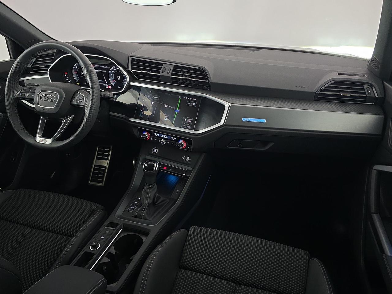 Audi Q3 sportback 35 2.0 tdi identity black s-tronic