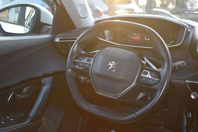 Peugeot 2008 PureTech 130 Allure S&S