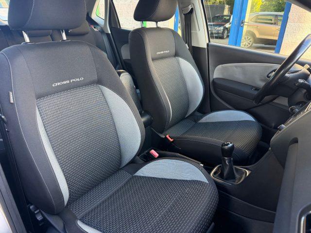 VOLKSWAGEN Polo Cross 1.4 TDI 90CV 5 PORTE UNIPROPRIETARIO SENSORI PARCH