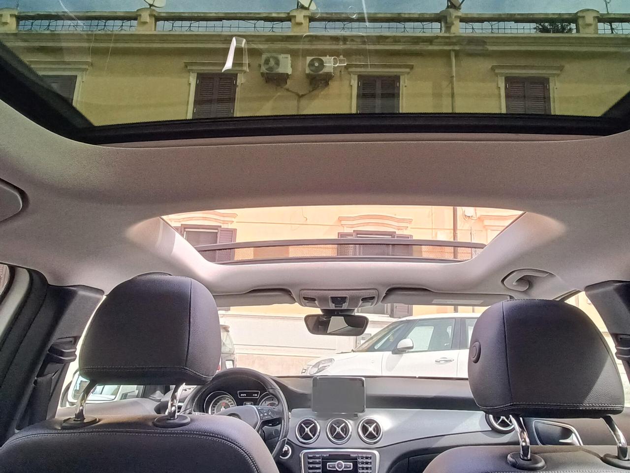 Mercedes-benz GLA 200 d Automatic 4Matic Premium