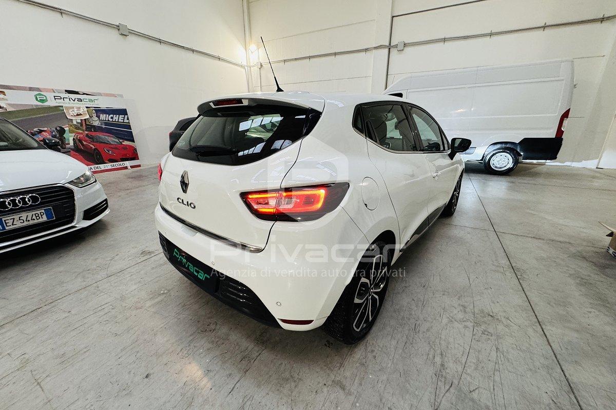 RENAULT Clio dCi 8V 90 CV 5 porte Moschino Intens