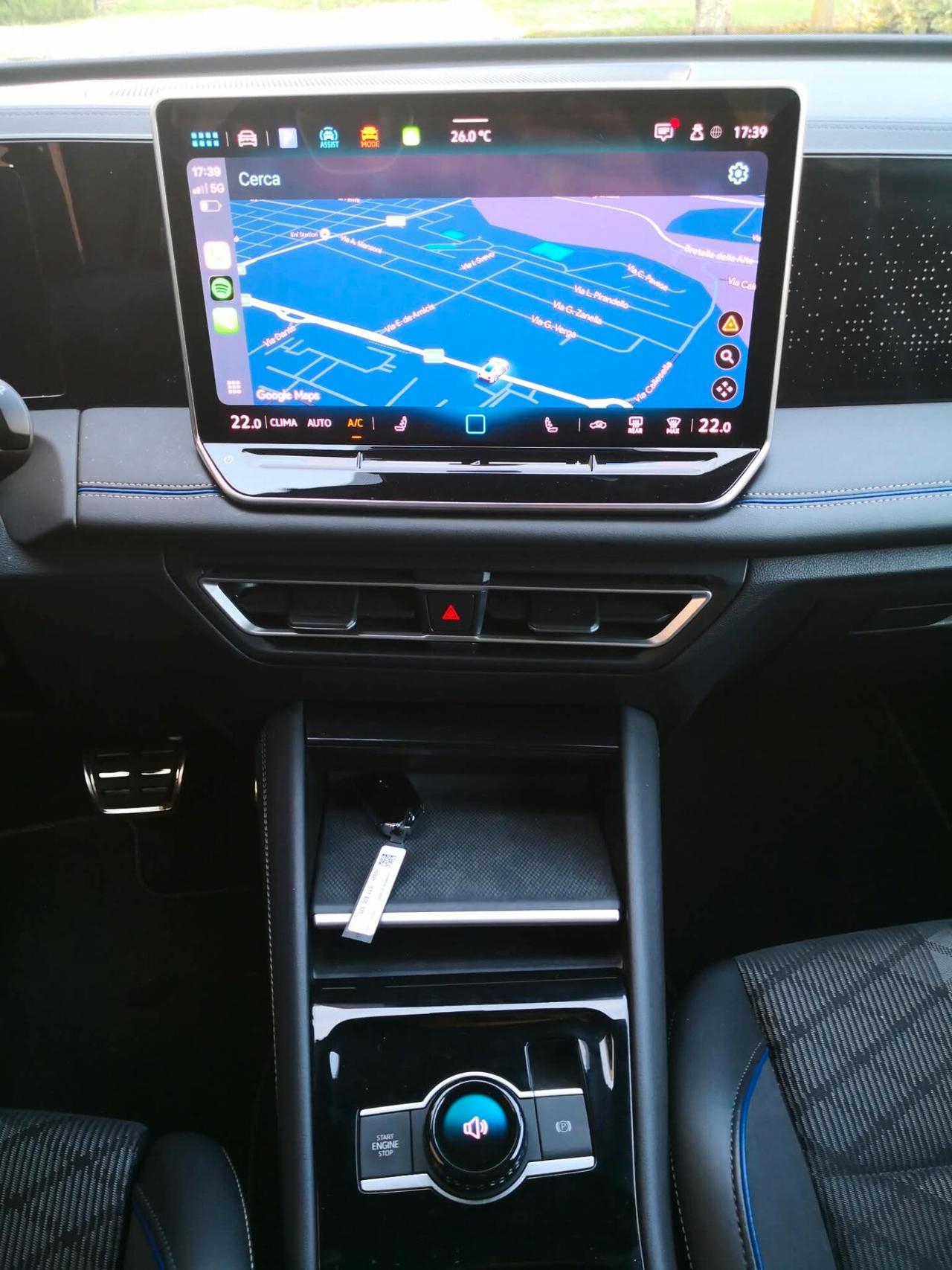 Volkswagen Tiguan 2.0 TDI 150 CV DSG R-Line ***TELECAMERA***SEDILI MASSAGGIANTI***