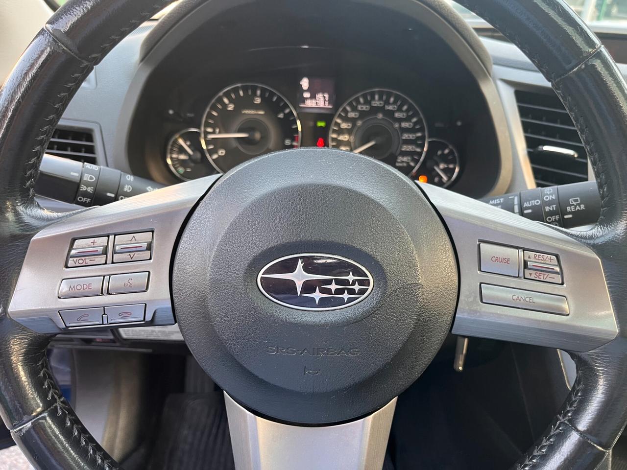 Subaru OUTBACK 2.0D Exclusive - 2013