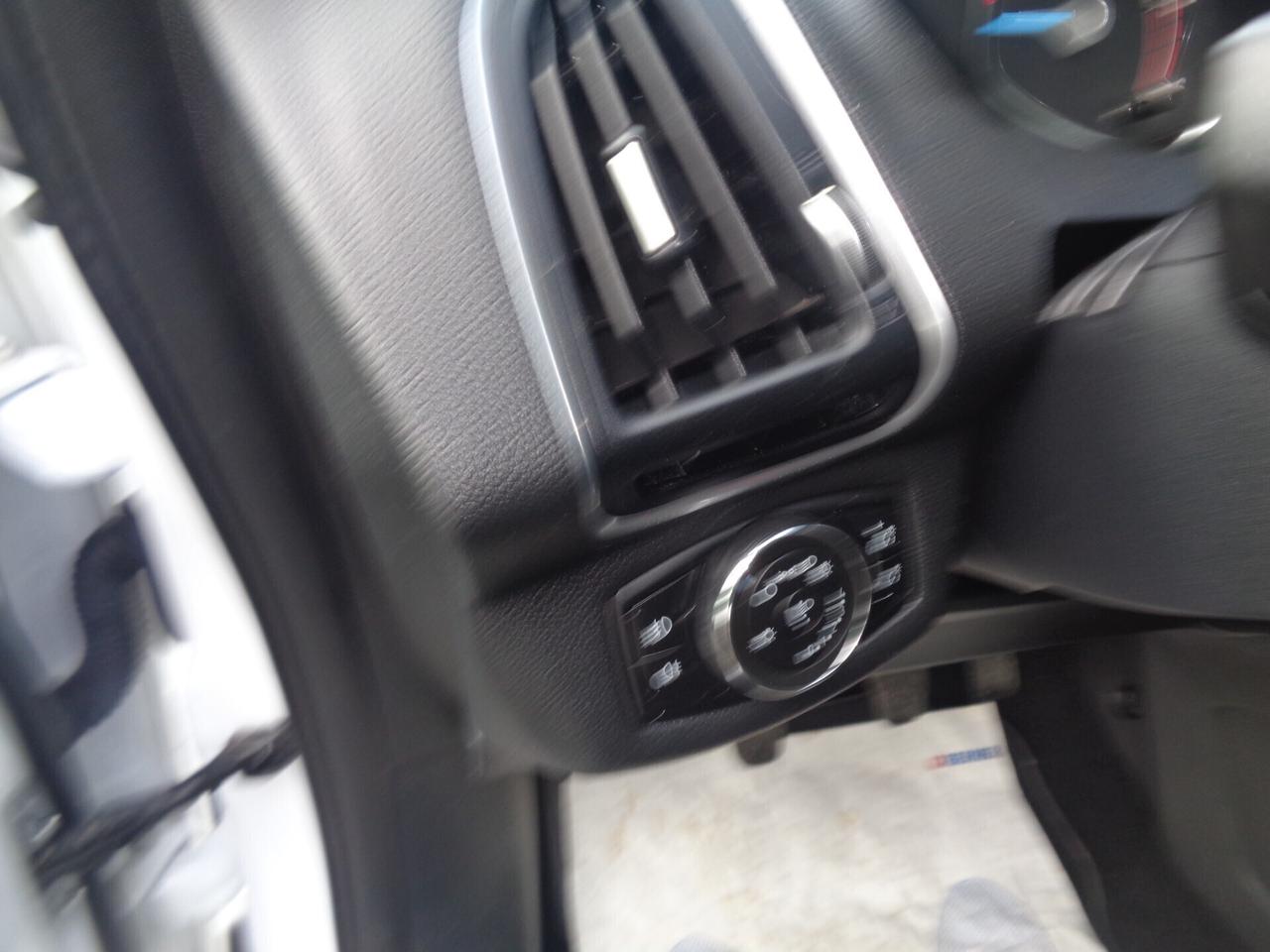 Ford B-Max 1.5 TDCi 75 CV Business Titanium