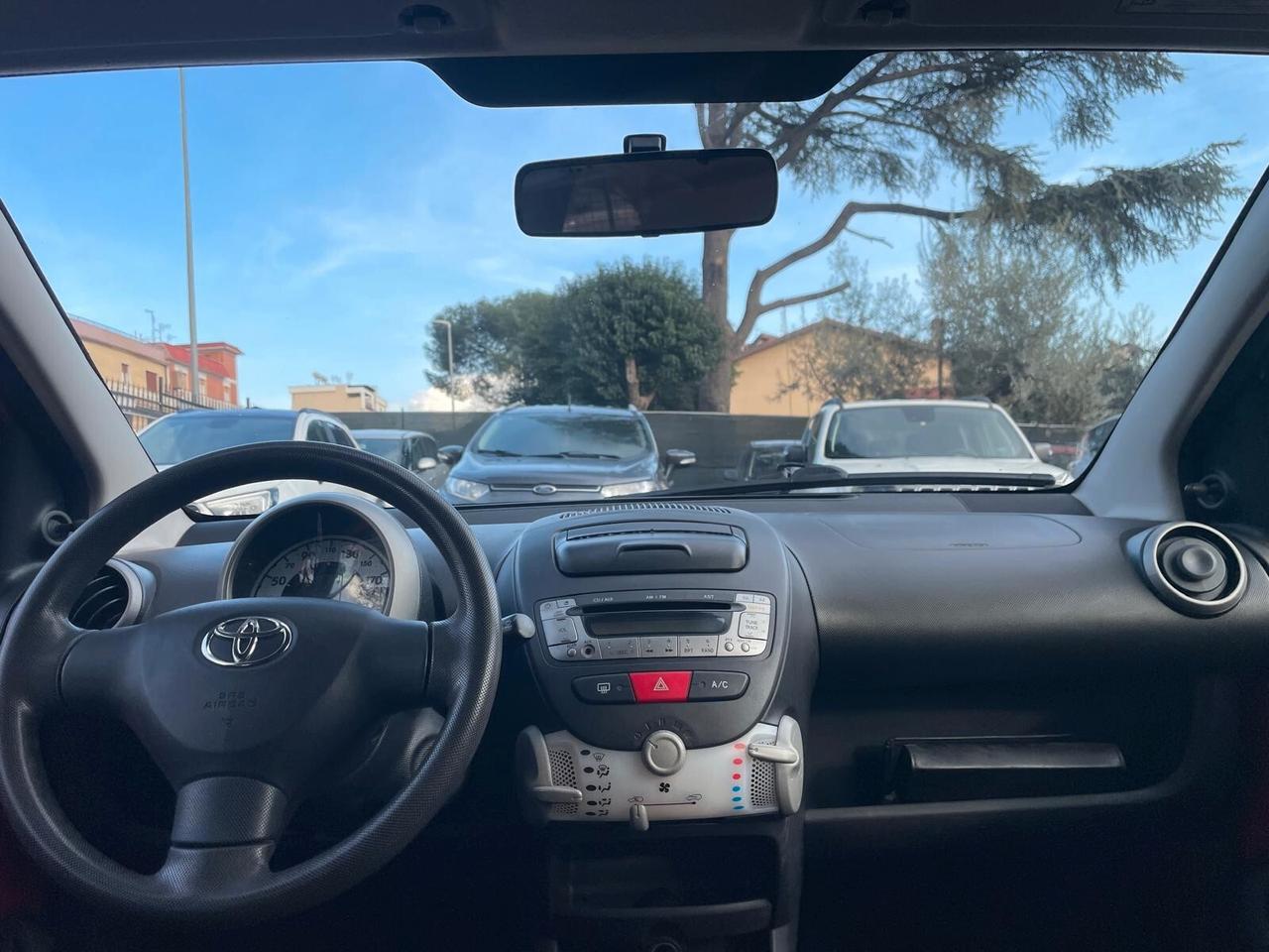 Toyota Aygo 1.0 12V VVT-i 5 porte Active Connect