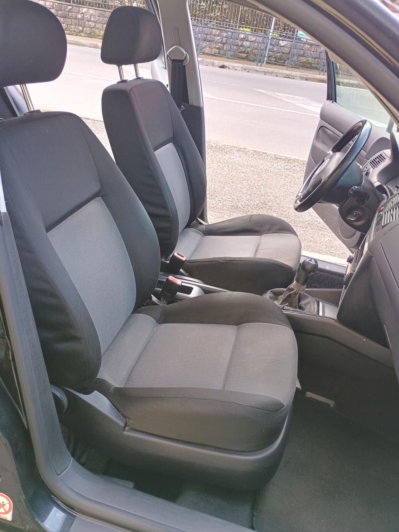 Volkswagen Golf 1.9 TDI/101 CV cat 3p. Time