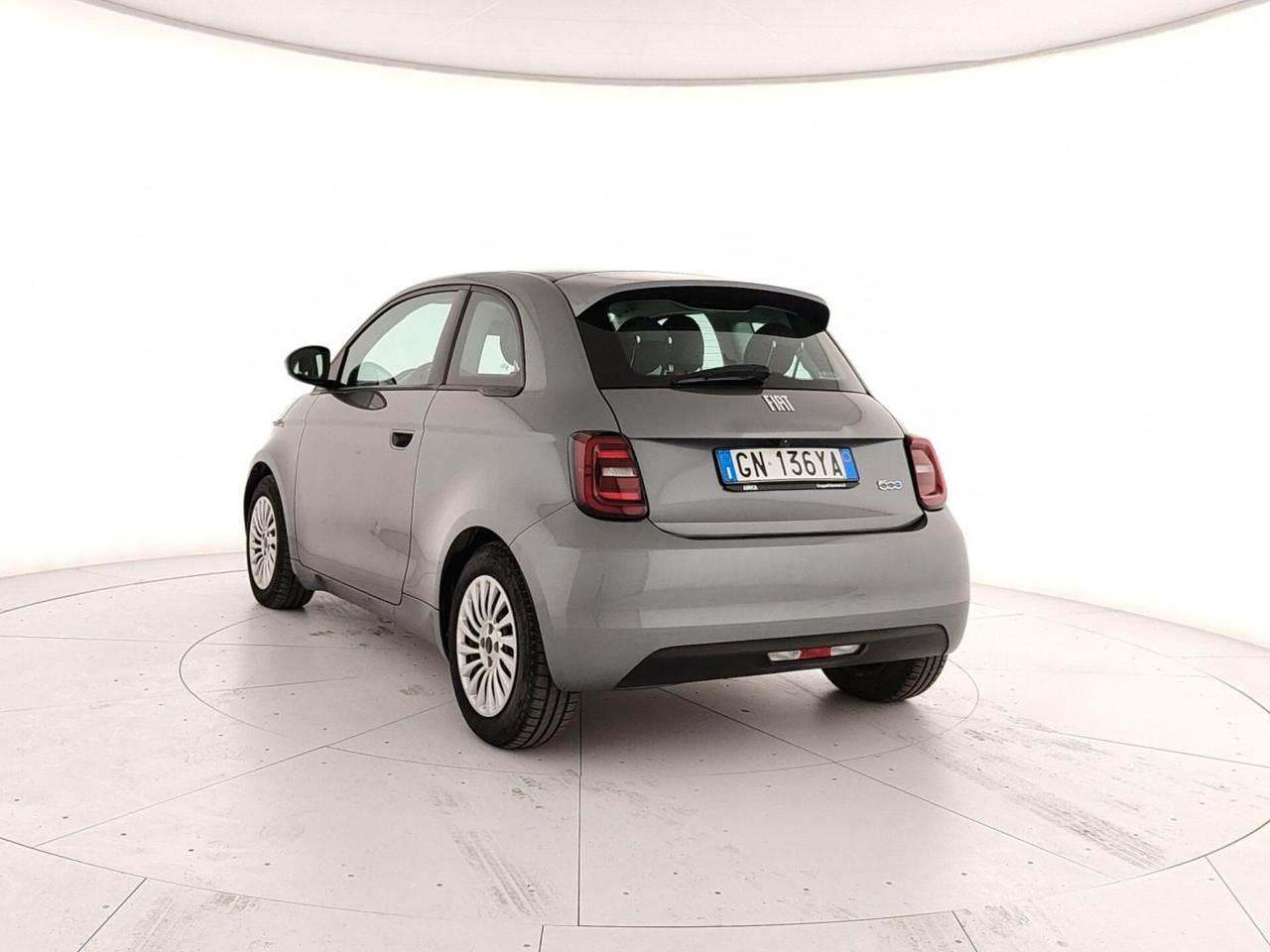 Fiat 500e Berlina 42 kWh