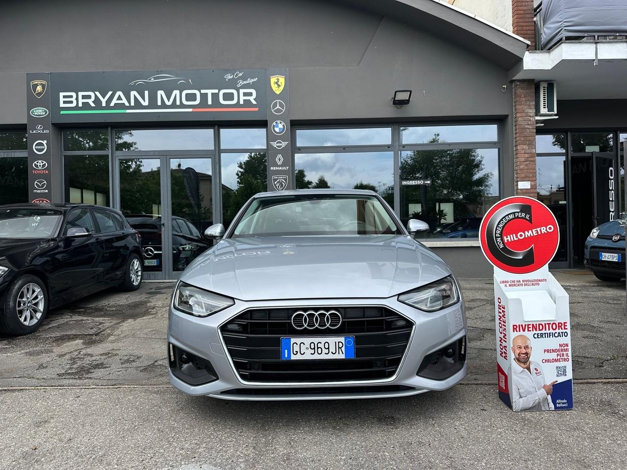 Audi A4 Avant 30 TDI/136 CV S tronic Business Advanced
