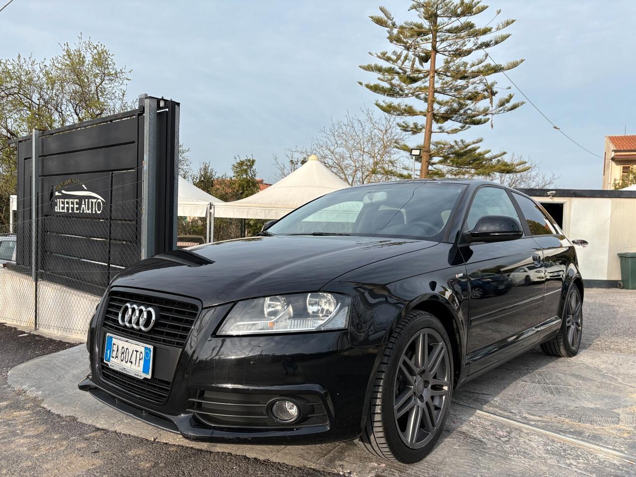 Audi A3 Sline 1.6 TDI 105 CV
