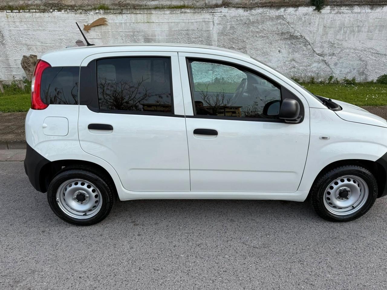 Fiat Panda 1.0 GSE S&S Hybrid Pop Van 2 posti