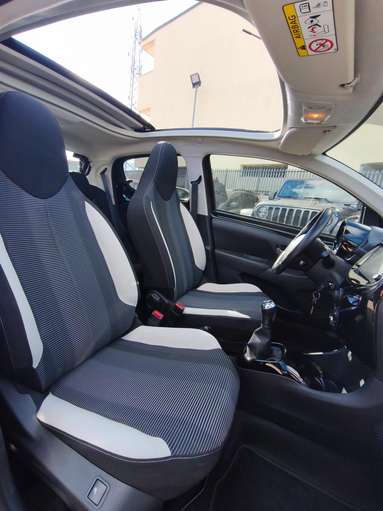 Peugeot 108 VTi 68 5 porte Allure TOP! Cabrio