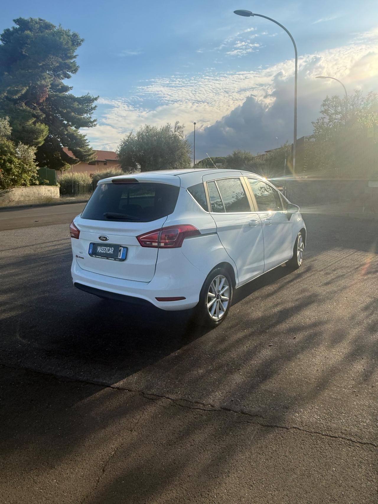 Ford B-Max 1.5 TDCi 75 CV Titanium