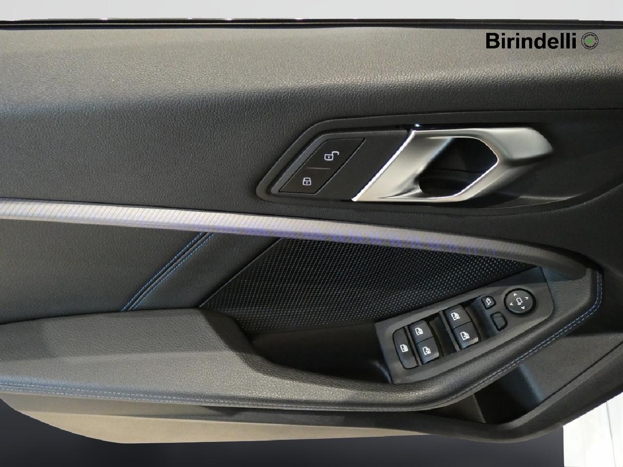 BMW Serie 1 (F40) - 118d 5p. Msport