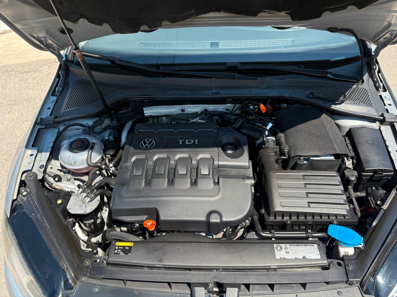 Volkswagen Golf 2.0 TDI DSG 5p. Highline BlueMotion Technology