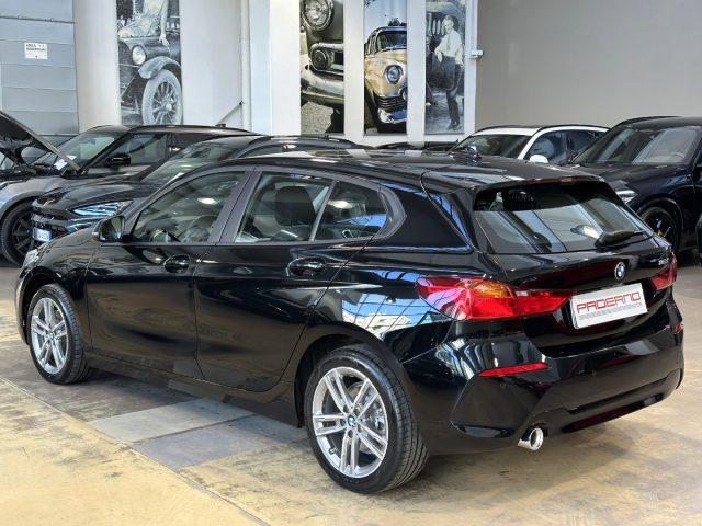 BMW 116 d 5p. Business Advantage Auto - 17"M - Carplay-IVA