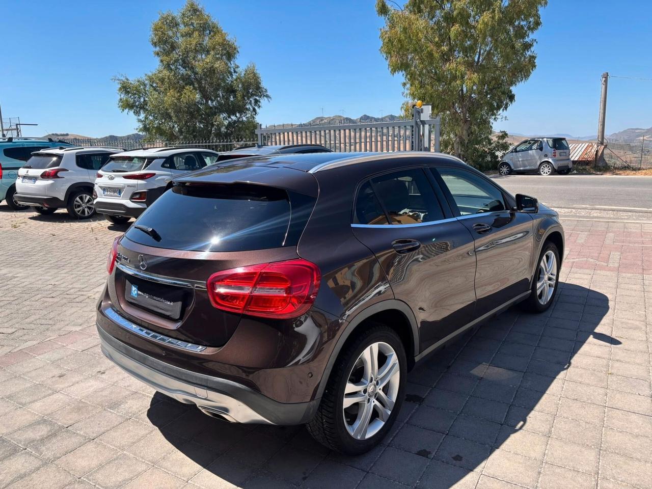 MERCEDES GLA 200