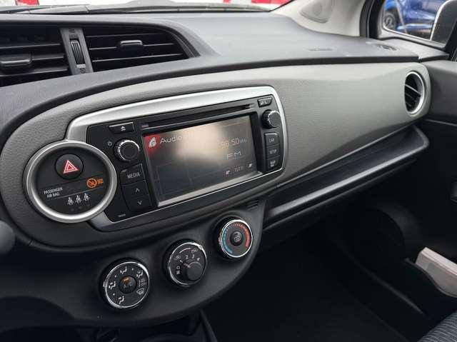 Toyota Yaris Yaris III 2011 5p 1.0