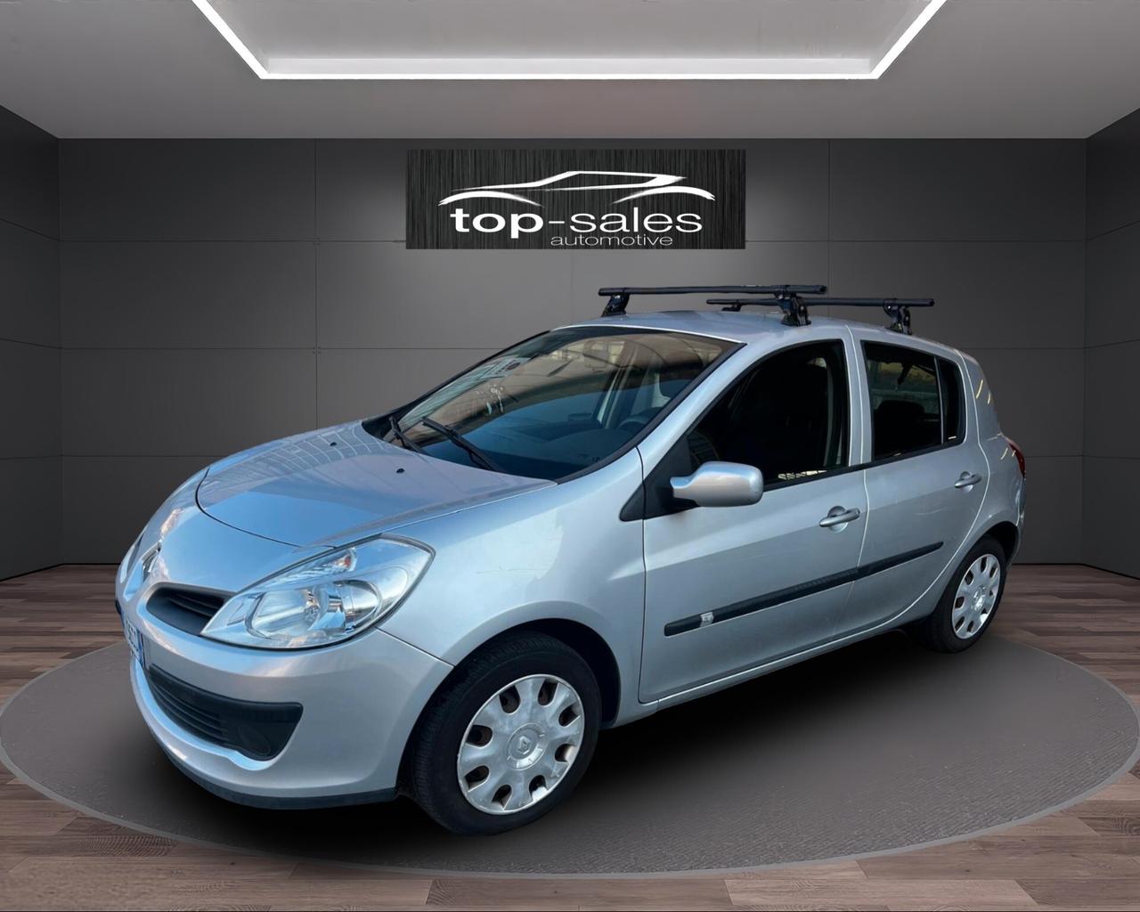 Renault Clio 1.2 16V 5 porte Luxe OK Neopatentati