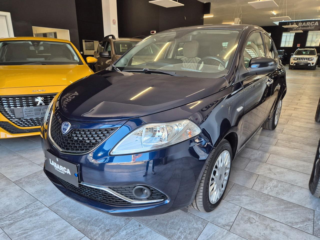 Lancia Ypsilon 1.2 69 CV 5 porte GPL Ecochic Gold