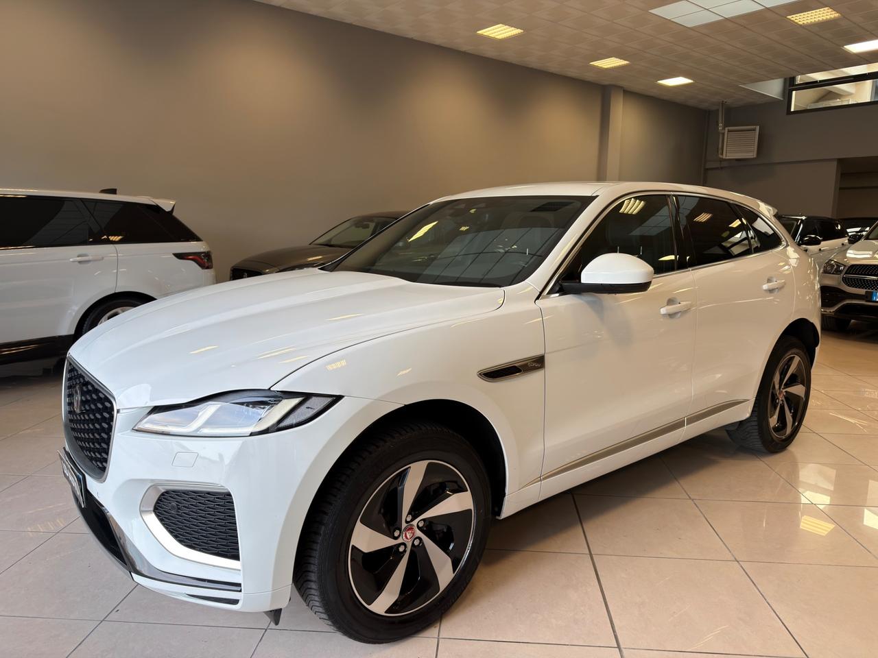 Jaguar F-Pace 2.0 D 204 CV AWD aut. R-Dynamic SE