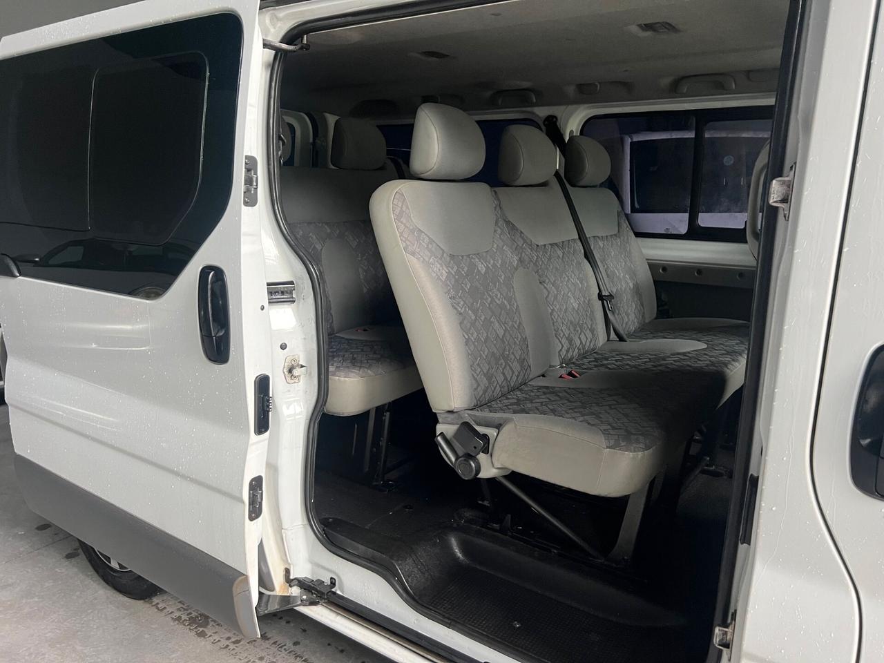 Opel Vivaro 29 2.5 CAMPERIZZATO