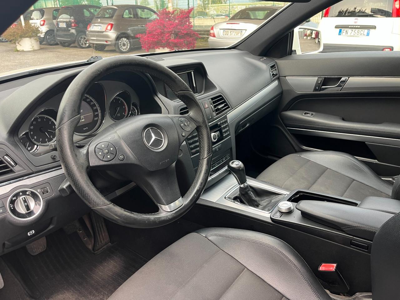 Mercedes-benz E 220 200 CDI Sport