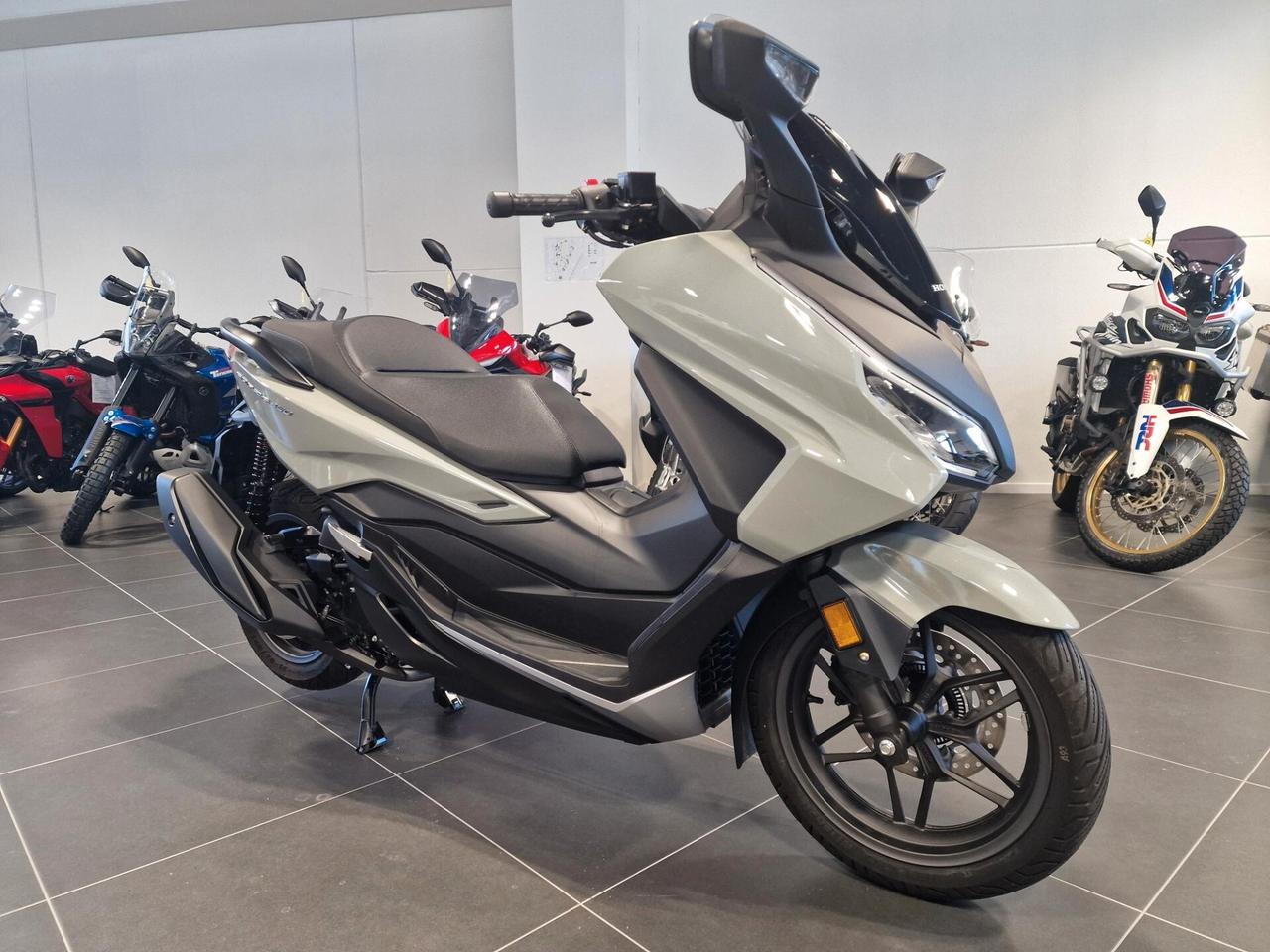 Honda Forza 350 Grigio DELUXE 2024