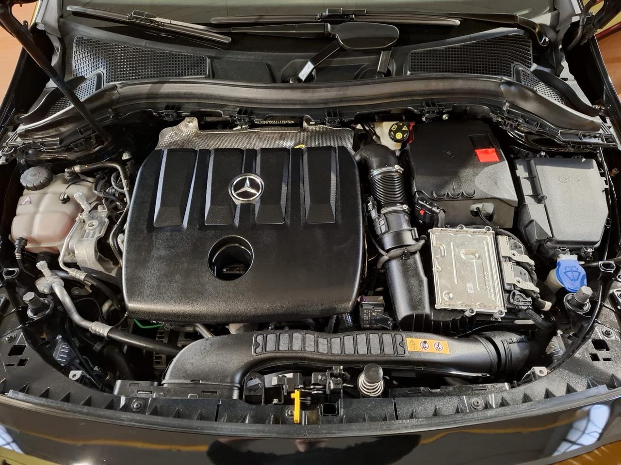 Mercedes-benz B 180 d Automatic Premium full optional