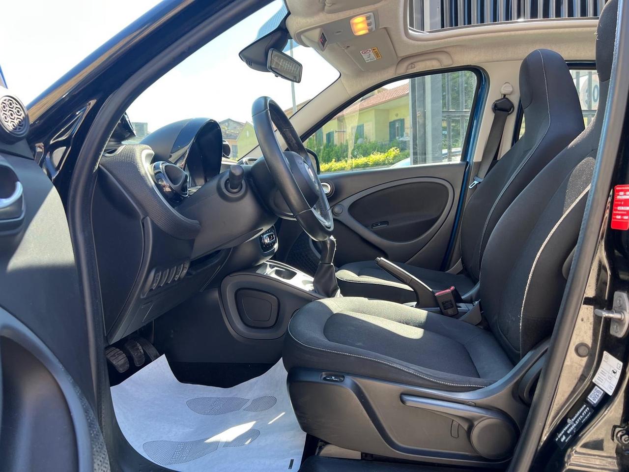 Smart forFour Forfour 1.0 Passion 71cv Cabrio Navi/Park/Bluetooth