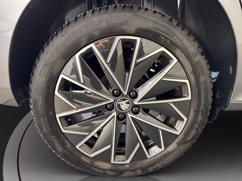 SKODA Kamiq 1.0 tsi black dots 115cv del 2025