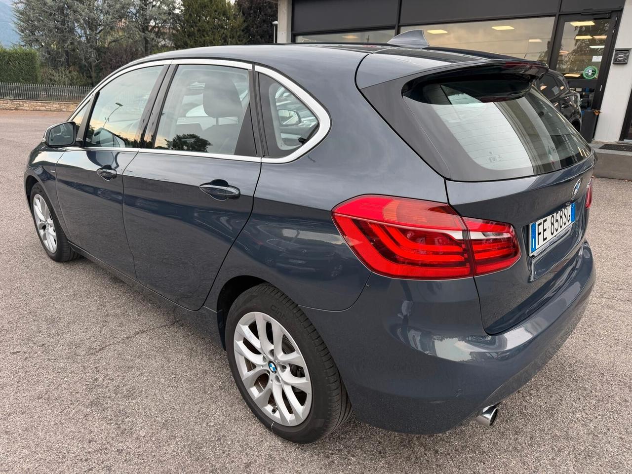 Bmw 2er Active Tourer 218d Advantage