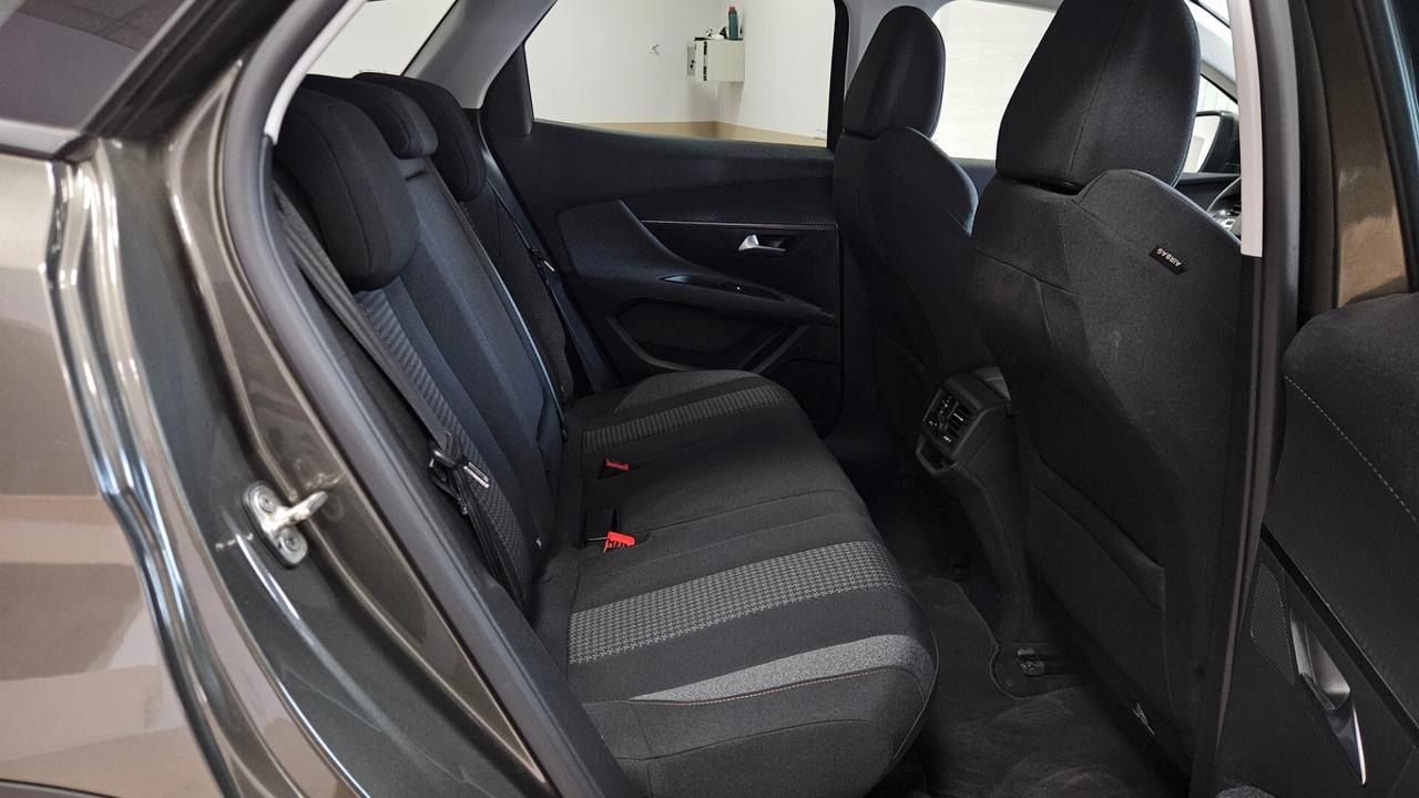 Peugeot 3008 BlueHDi 130 S&S Allure