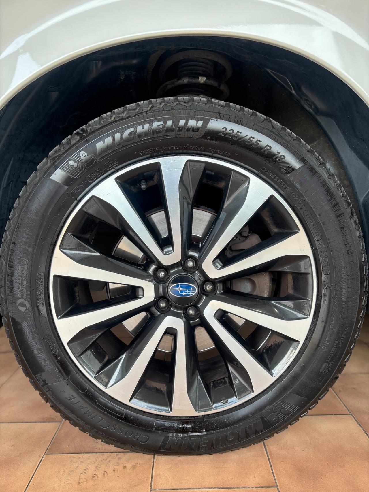 Subaru Forester 2.0d-S 4WD Unlimited lineartronic*EURO6B*