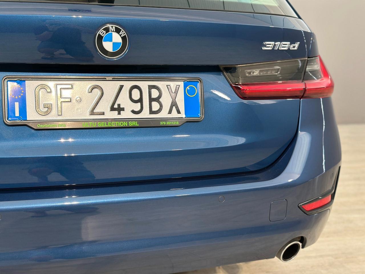 BMW 318d Touring MHEV Business Advantage auto