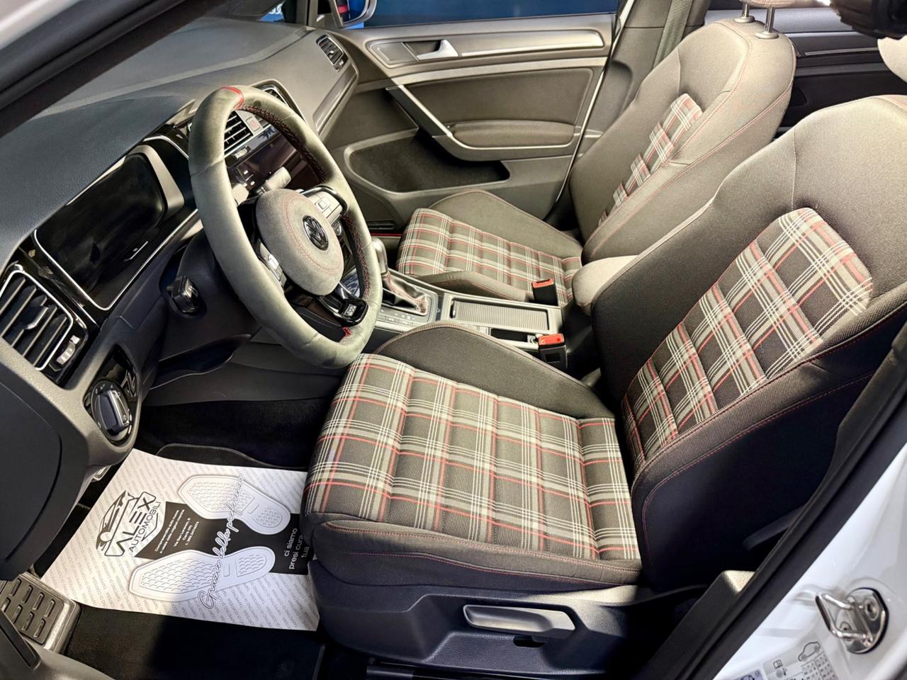 VW Golf Vll GTI 2.0TSI 245cv DSG E6